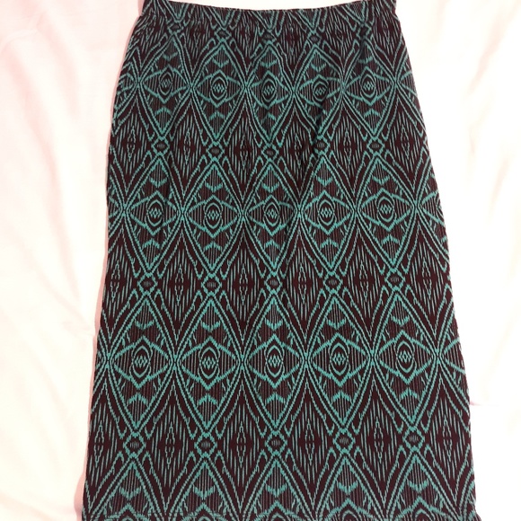 rue21 Spandex Pencil Skirt size LG - Picture 2 of 3